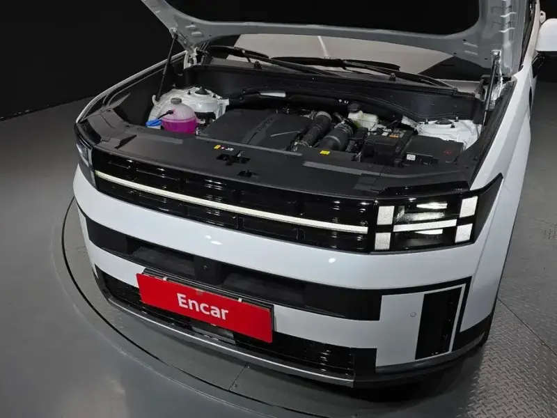 2025 Hyundai Santa Fe с пробегом 4 595 км