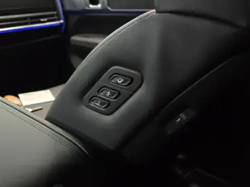 2025 Hyundai Santa Fe с пробегом 4 595 км