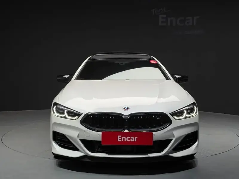 2022 BMW 8 серии с пробегом 72 513 км