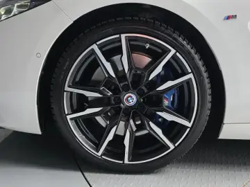 2022 BMW 8 серии с пробегом 72 513 км