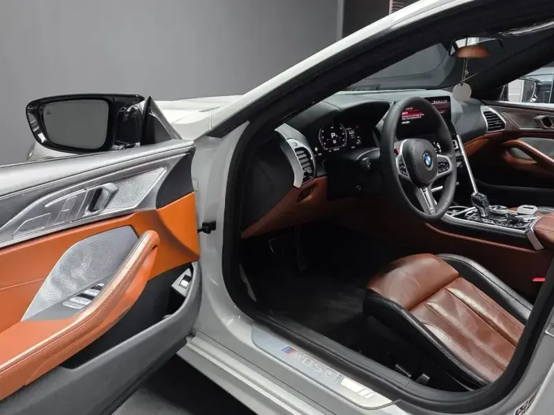 2022 BMW 8 серии с пробегом 72 513 км