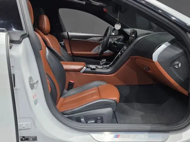 2022 BMW 8 серии с пробегом 72 513 км
