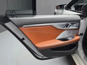 2022 BMW 8 серии с пробегом 72 513 км