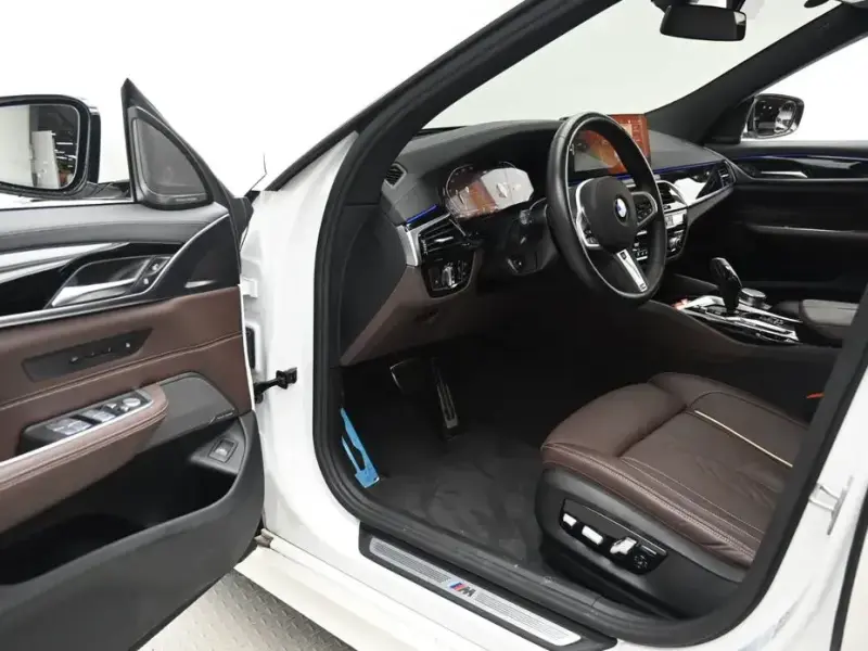 2024 BMW 6 серии с пробегом 17 050 км