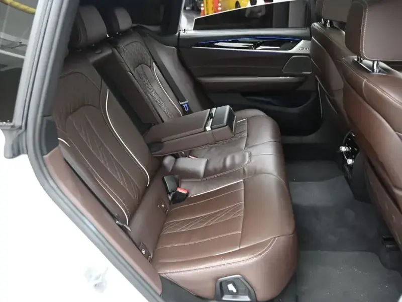 2024 BMW 6 серии с пробегом 17 050 км