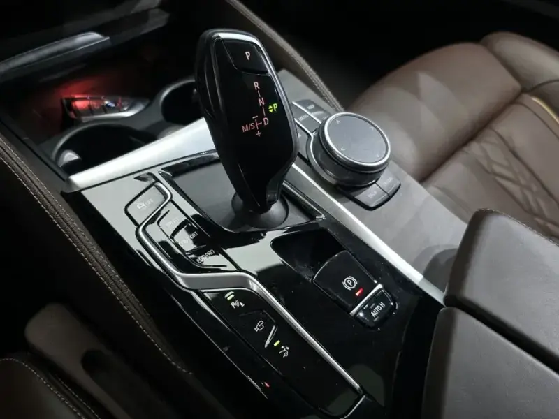 2021 BMW 6 серии с пробегом 39 948 км