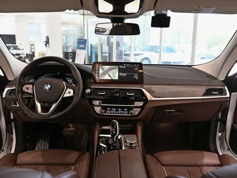2023 BMW 6 серии с пробегом 46 101 км