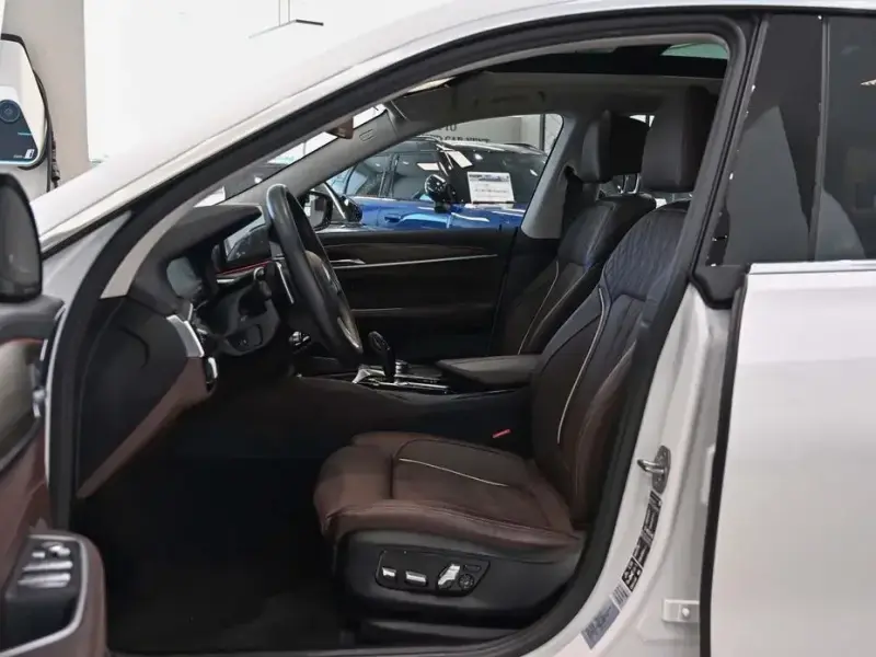 2023 BMW 6 серии с пробегом 46 101 км