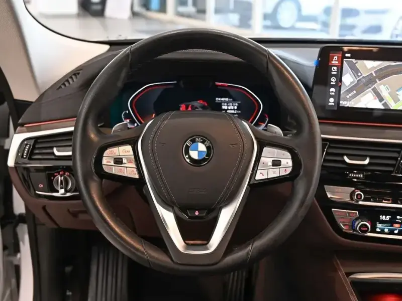 2023 BMW 6 серии с пробегом 46 101 км