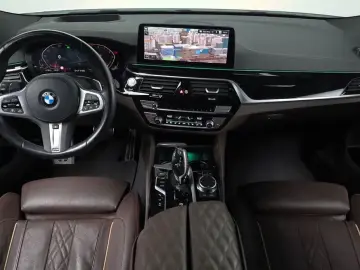 2023 BMW 6 серии с пробегом 45 989 км