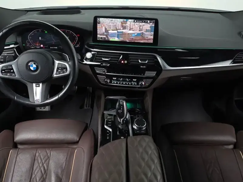 2023 BMW 6 серии с пробегом 45 989 км