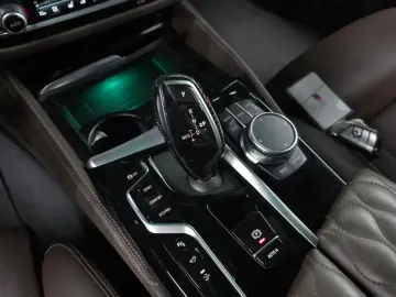 2023 BMW 6 серии с пробегом 45 989 км