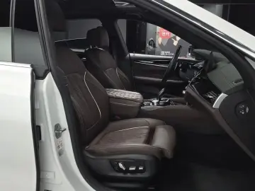 2023 BMW 6 серии с пробегом 45 989 км
