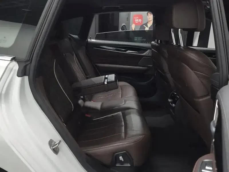 2023 BMW 6 серии с пробегом 45 989 км