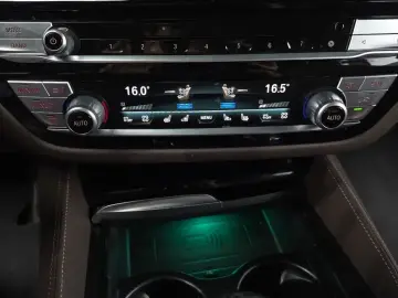 2023 BMW 6 серии с пробегом 45 989 км