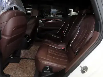 2022 BMW 6 серии с пробегом 39 435 км