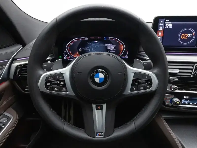 2023 BMW 6 серии с пробегом 26 299 км