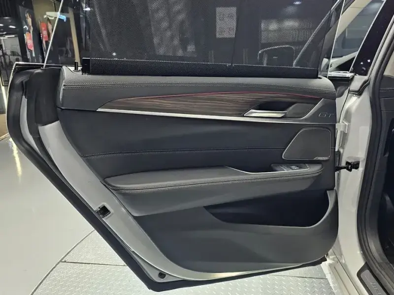 2023 BMW 6 серии с пробегом 46 824 км