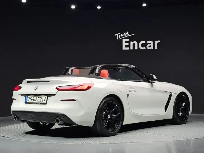 2021 BMW Z4 с пробегом 45 558 км