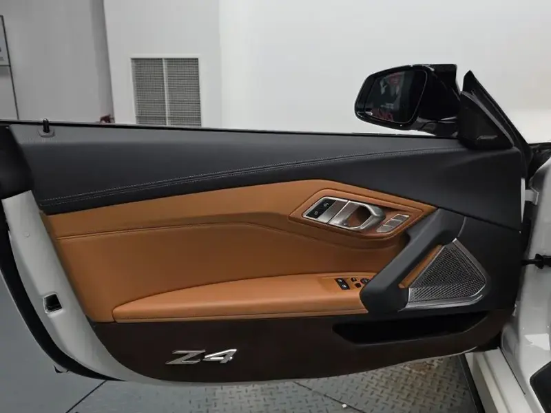 2021 BMW Z4 с пробегом 28 408 км