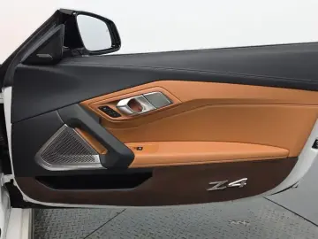 2021 BMW Z4 с пробегом 28 408 км
