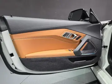 2022 BMW Z4 с пробегом 69 880 км