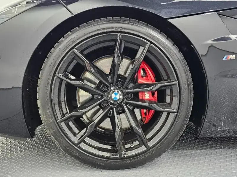 2025 BMW Z4 с пробегом 8 610 км