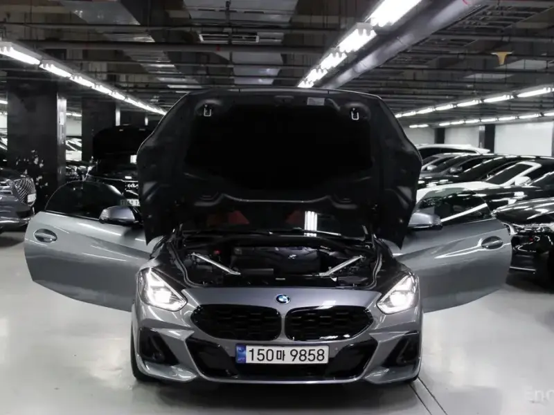 2023 BMW Z4 с пробегом 34 800 км