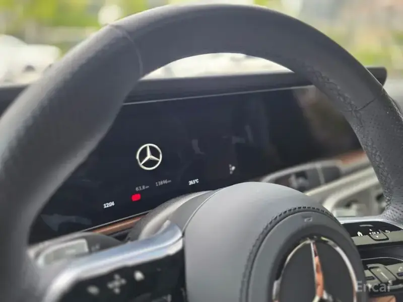 2025 Mercedes-Benz G-Класс с пробегом 13 950 км