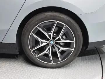 2026 BMW i5 с пробегом 10 873 км