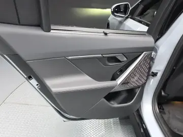 2026 BMW i5 с пробегом 10 873 км