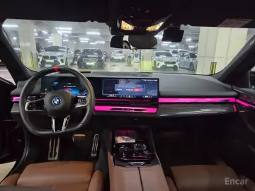 2025 BMW i5 с пробегом 4 500 км