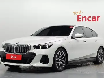 2025 BMW i5 с пробегом 24 205 км