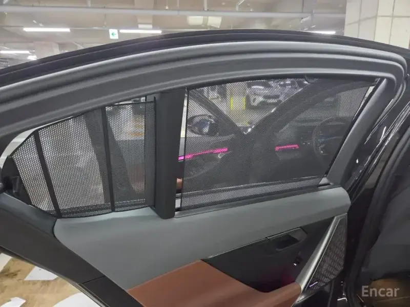 2025 BMW i5 с пробегом 4 500 км