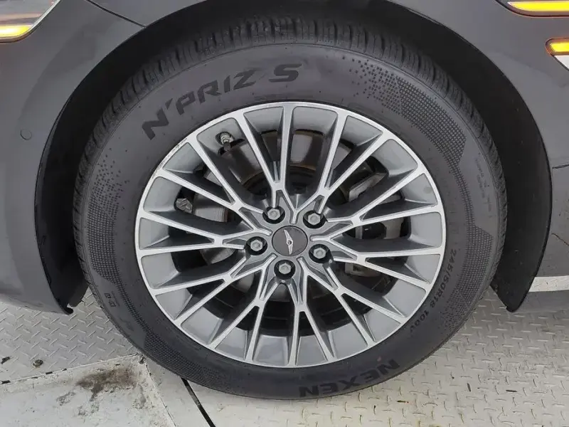 2023 Genesis G80 с пробегом 60 554 км