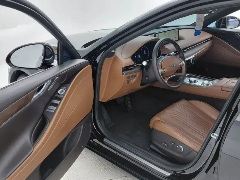 2023 Genesis G80 с пробегом 60 554 км