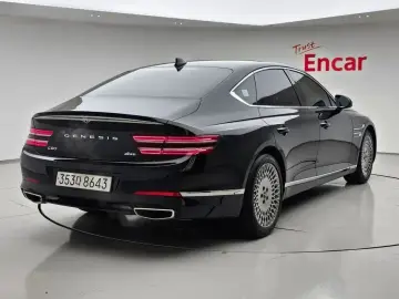 2023 Genesis G80 с пробегом 71 085 км