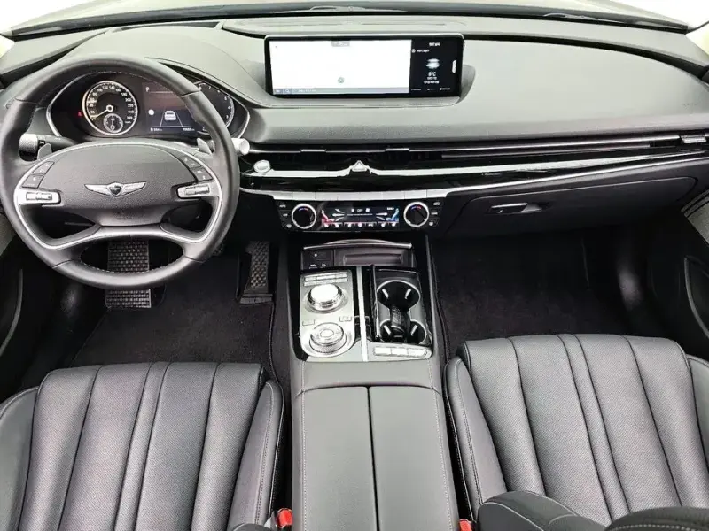 2023 Genesis G80 с пробегом 71 085 км