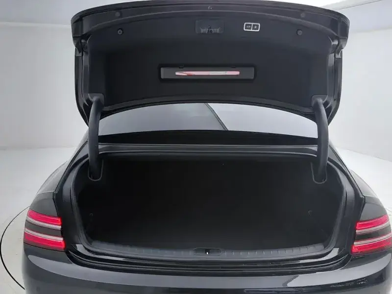 2023 Genesis G80 с пробегом 60 554 км