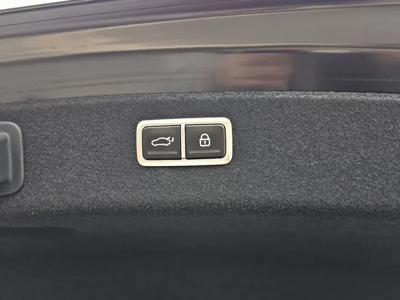 2023 Genesis G80 с пробегом 71 085 км