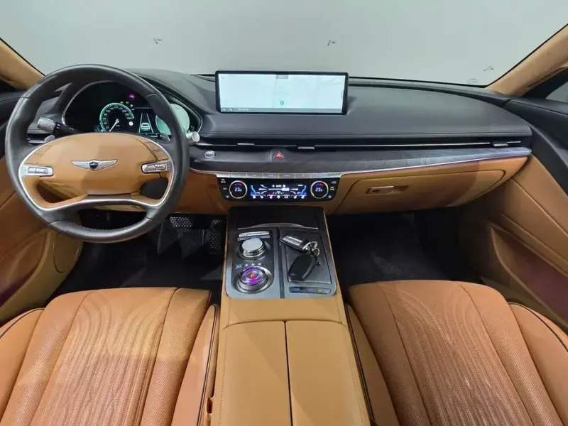 2023 Genesis G80 с пробегом 54 624 км