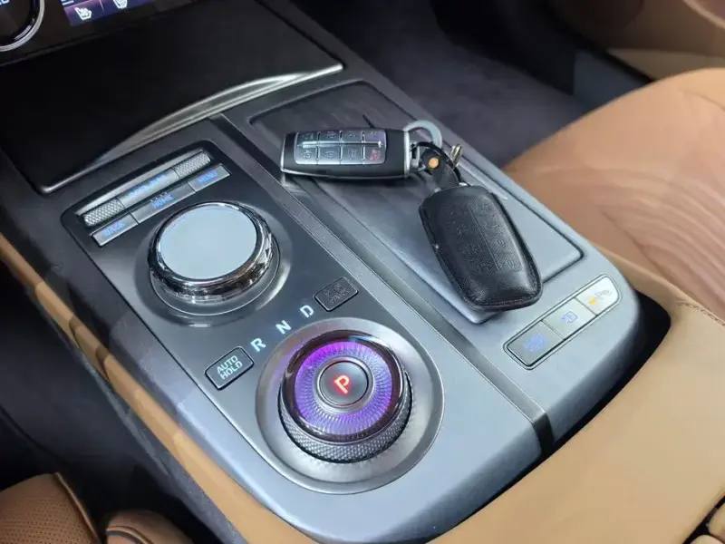 2023 Genesis G80 с пробегом 54 624 км