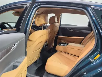 2023 Genesis G80 с пробегом 54 624 км