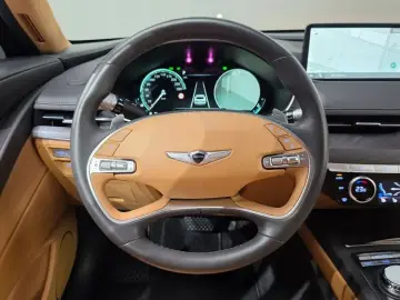 2023 Genesis G80 с пробегом 54 624 км