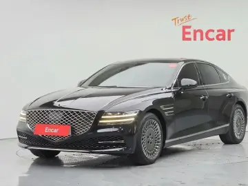 2023 Genesis G80 с пробегом 40 913 км