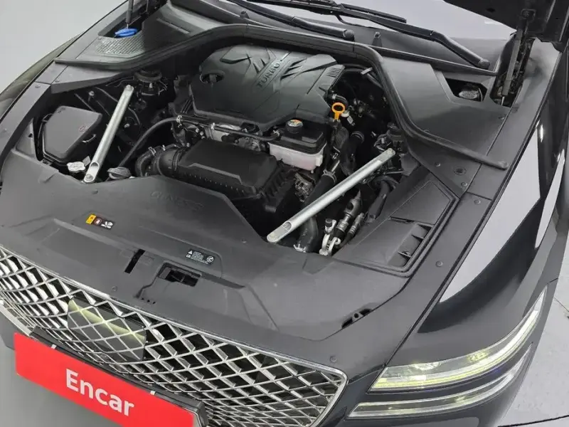 2023 Genesis G80 с пробегом 40 913 км
