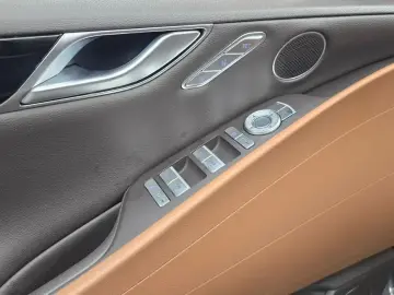2023 Genesis G80 с пробегом 62 704 км