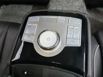 2023 Genesis G80 с пробегом 40 913 км
