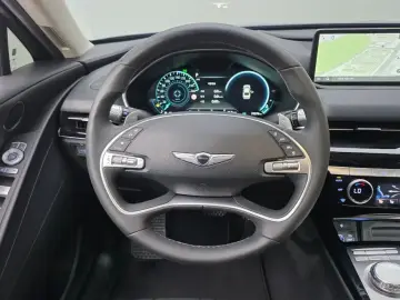 2023 Genesis G80 с пробегом 70 579 км