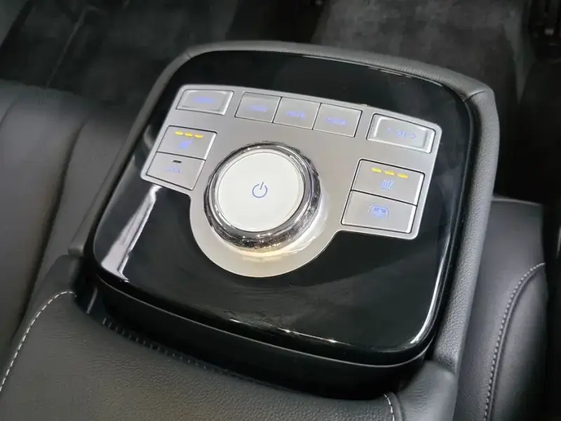 2023 Genesis G80 с пробегом 70 579 км